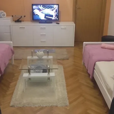 Hostel Cleopatra *